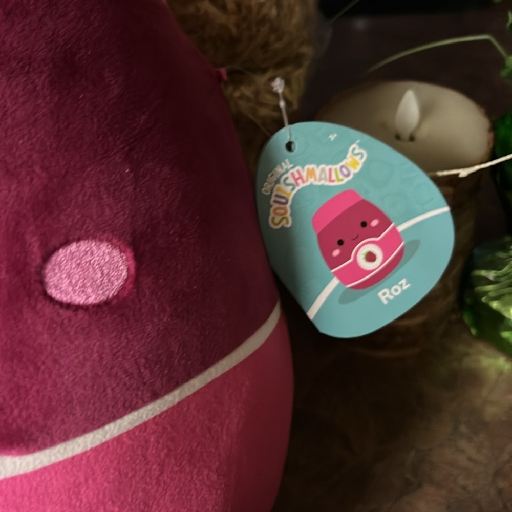 Squishmallows Roz the dynamic raspberry - Picture 3 of 7